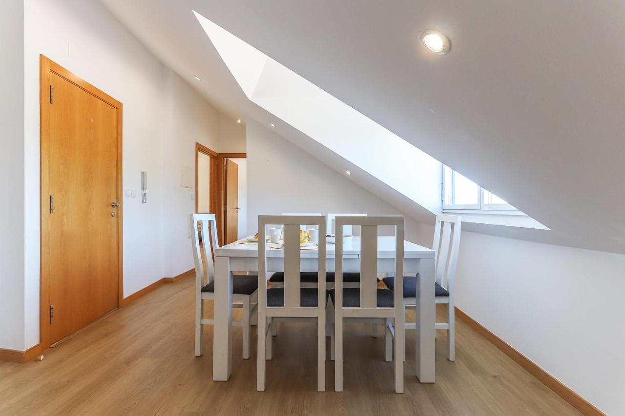 Vita Portucale ! Concept Apartment Campo Ourique Lisbona Esterno foto