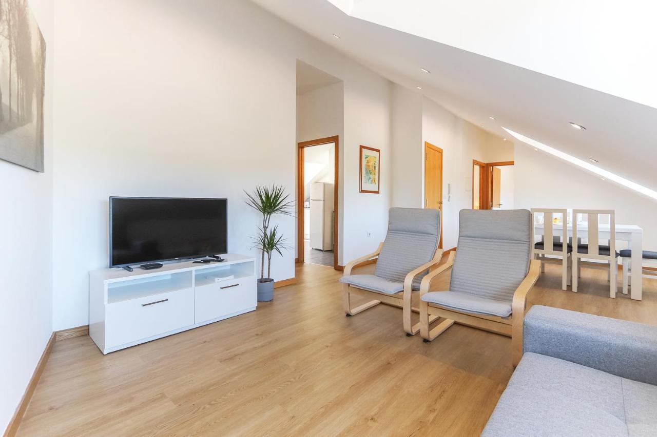 Vita Portucale ! Concept Apartment Campo Ourique Lisbona Esterno foto