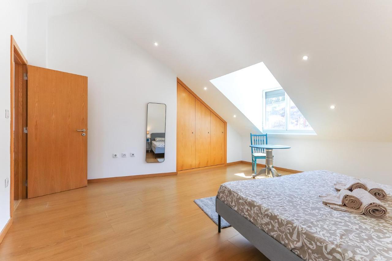 Vita Portucale ! Concept Apartment Campo Ourique Lisbona Esterno foto