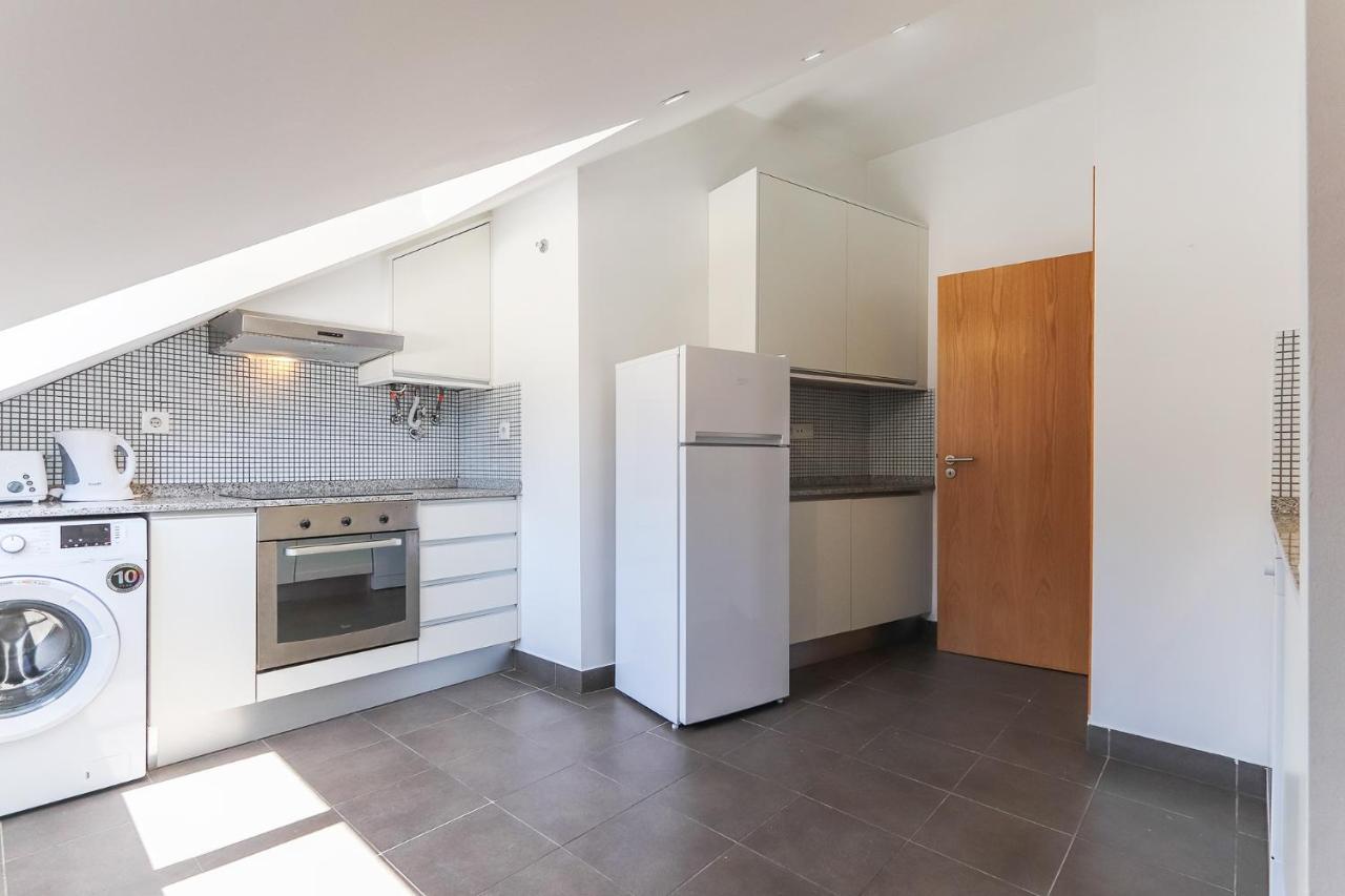 Vita Portucale ! Concept Apartment Campo Ourique Lisbona Esterno foto
