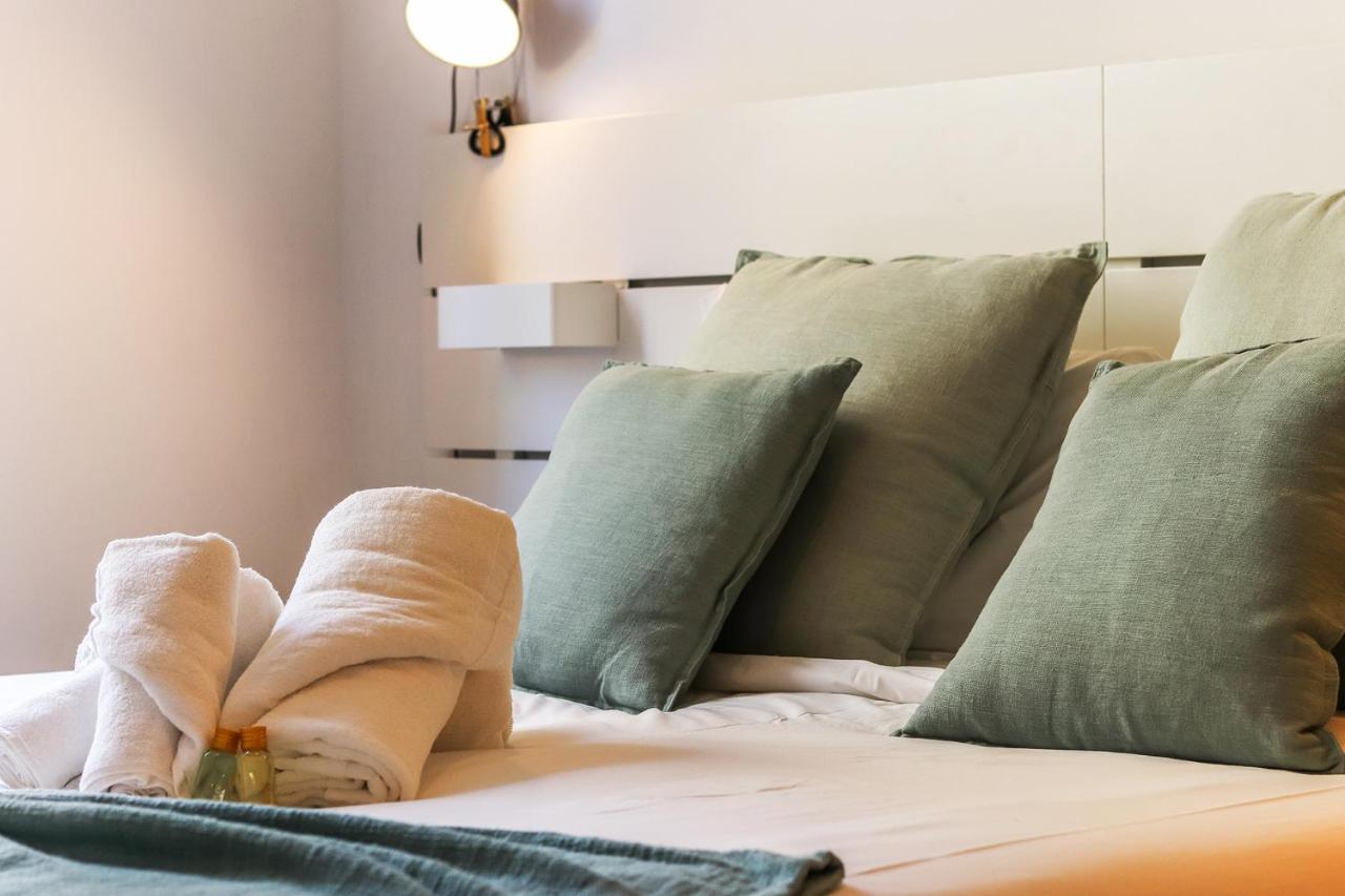 Vita Portucale ! Concept Apartment Campo Ourique Lisbona Esterno foto