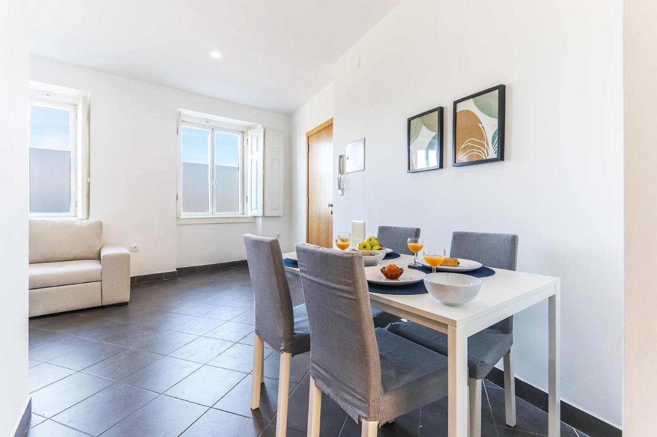 Vita Portucale ! Concept Apartment Campo Ourique Lisbona Esterno foto